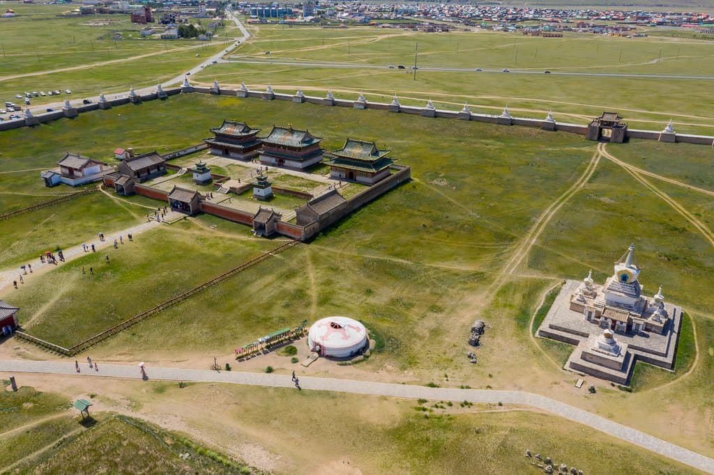 Kharkhorin to Khorgo: Orkhon, Tsenkher & Ugii Lake